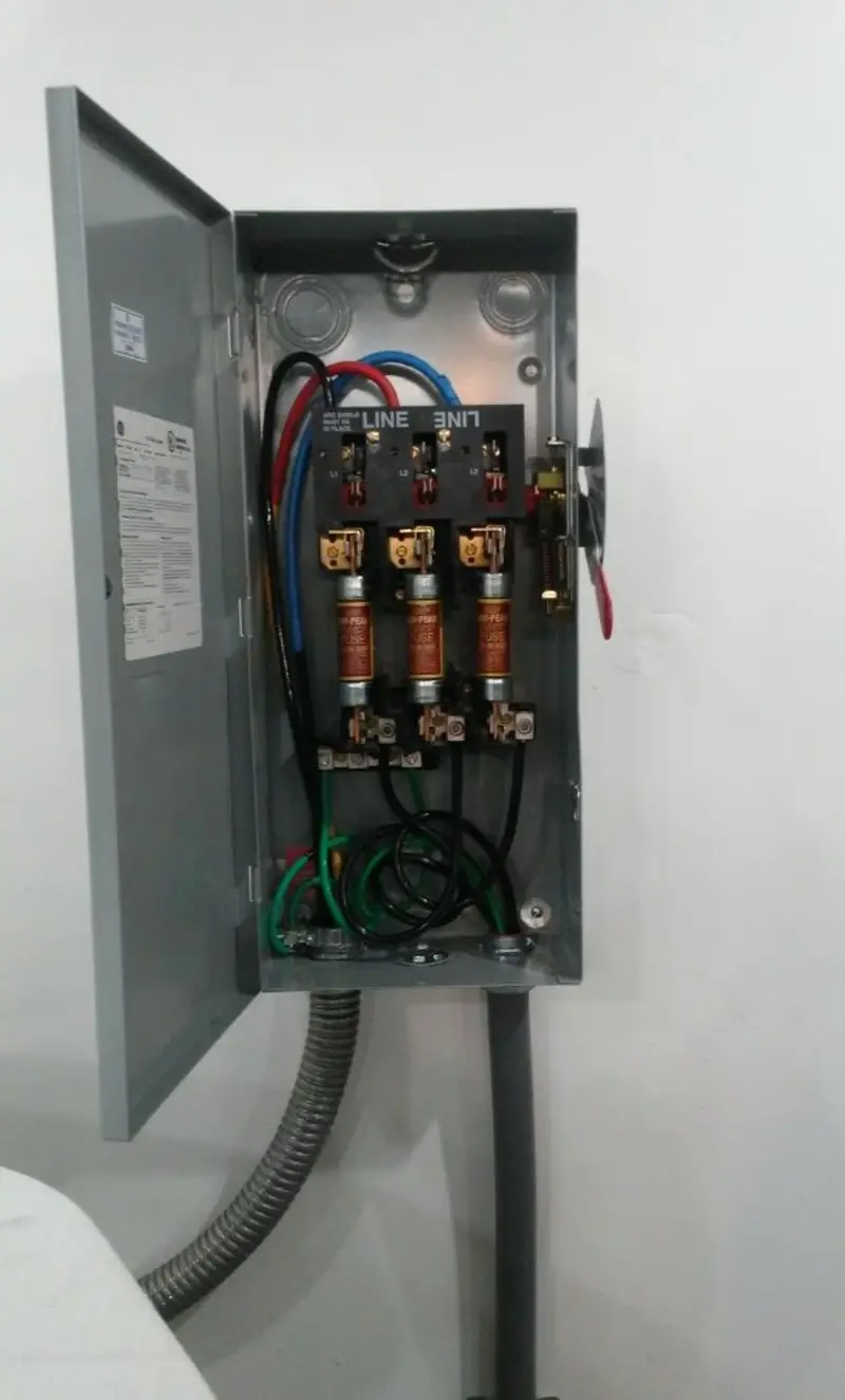 Three-phase disconnect switch installed for Electrical Wiring & Rewiring in Laurel Bay